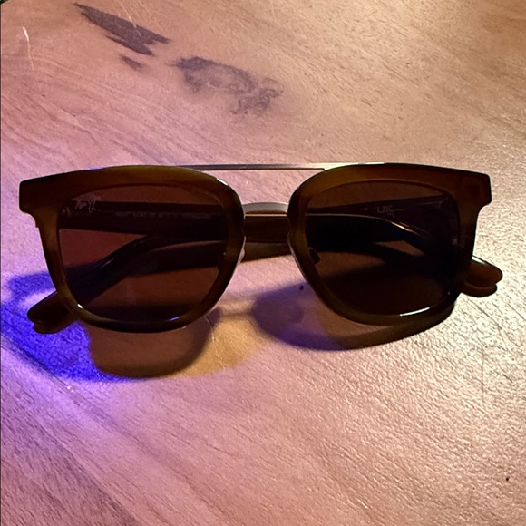 Maui Jim Relaxation Mode Sunglasses - Picture 3 of 3